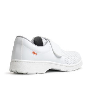 Zapato blanco sanitario