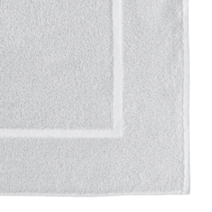 alfombra de baño blanca